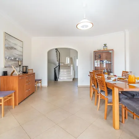 Casa Da Praceta By Hellovacations Albufeira